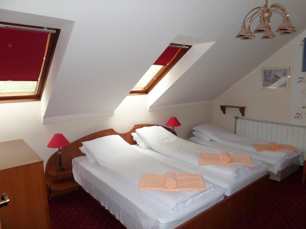 Platan Szallashely Hotel Sándorfalva Room photo